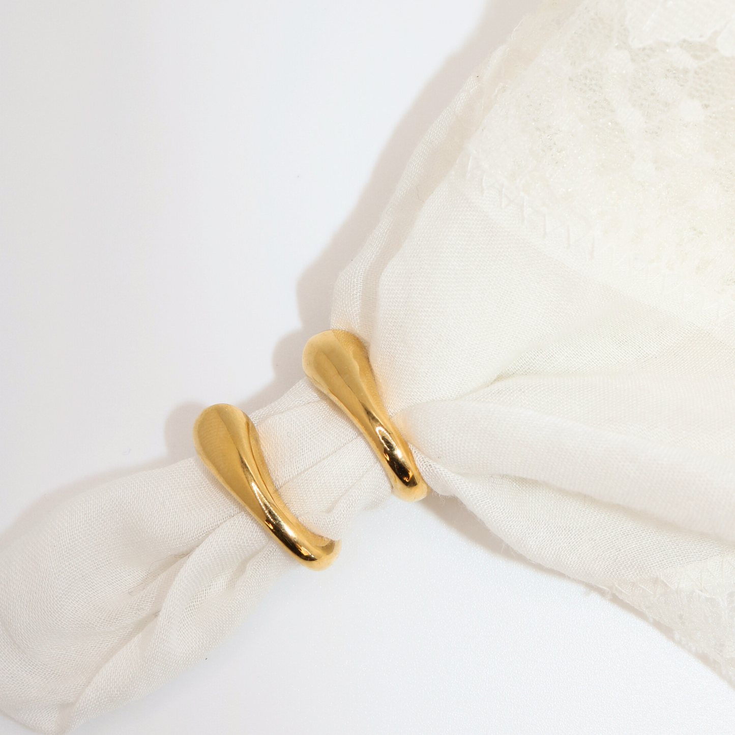 Vintage Monet Gold Tone U-shaped Hoop Earrings