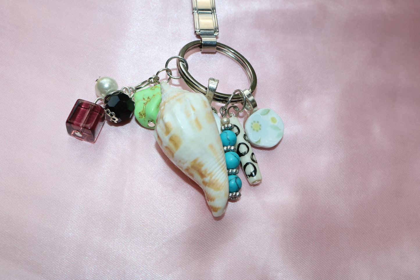 Ocean Daisy Charm Keychain