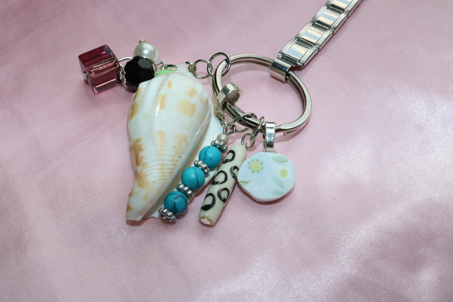 Ocean Daisy Charm Keychain