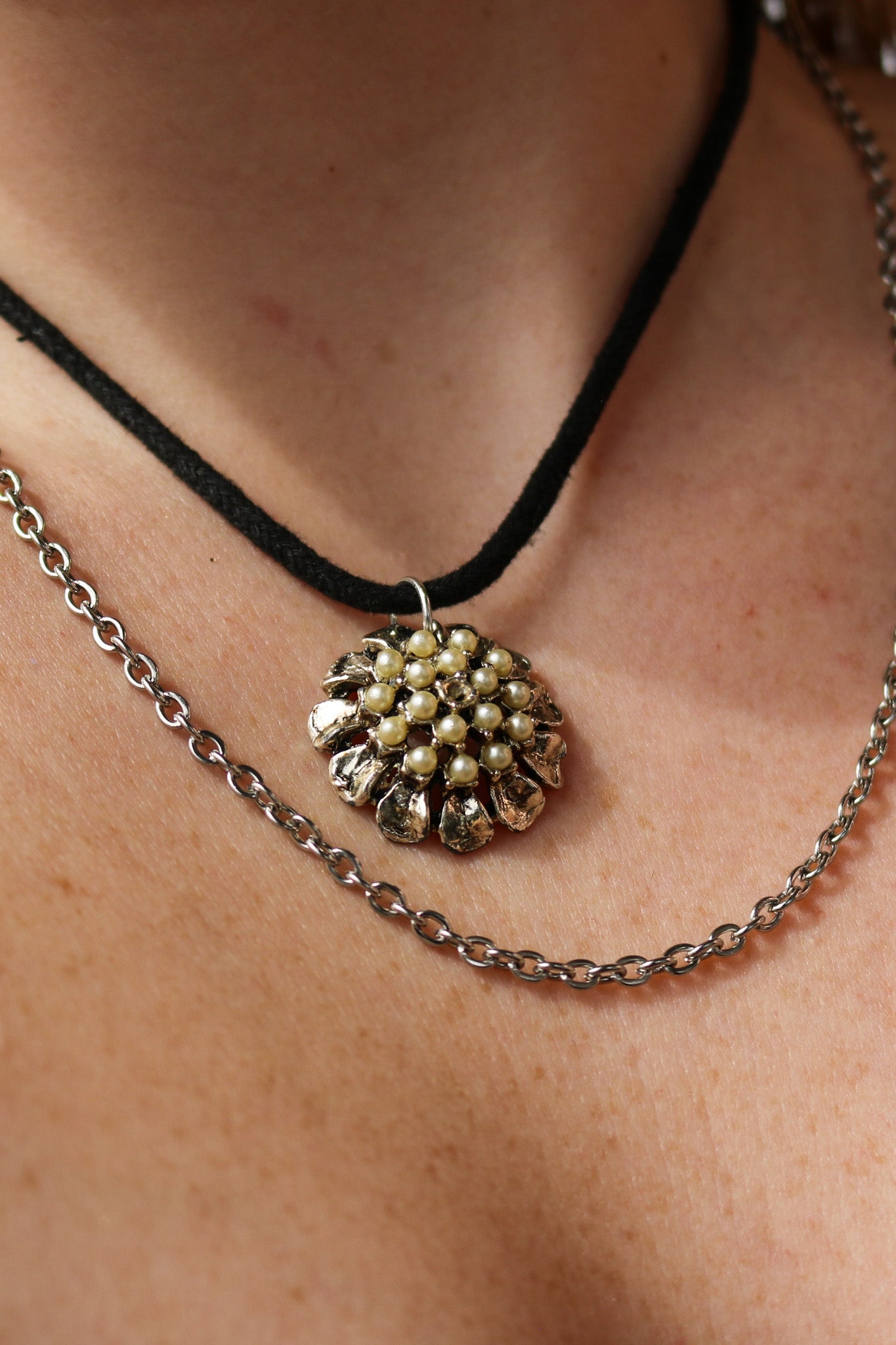 Pearl Flower Neckalce