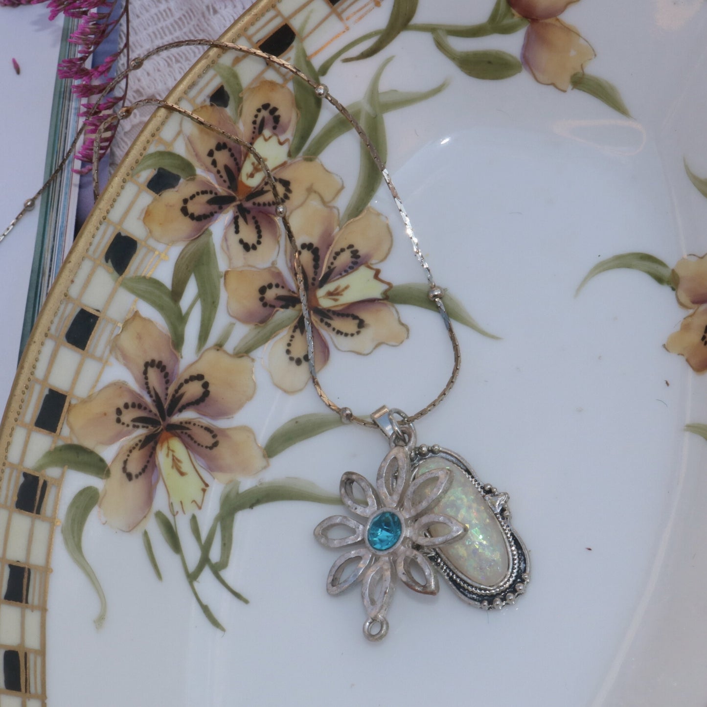 Upcycled Silver-Tone Flower & Opalescent Pendant Necklace